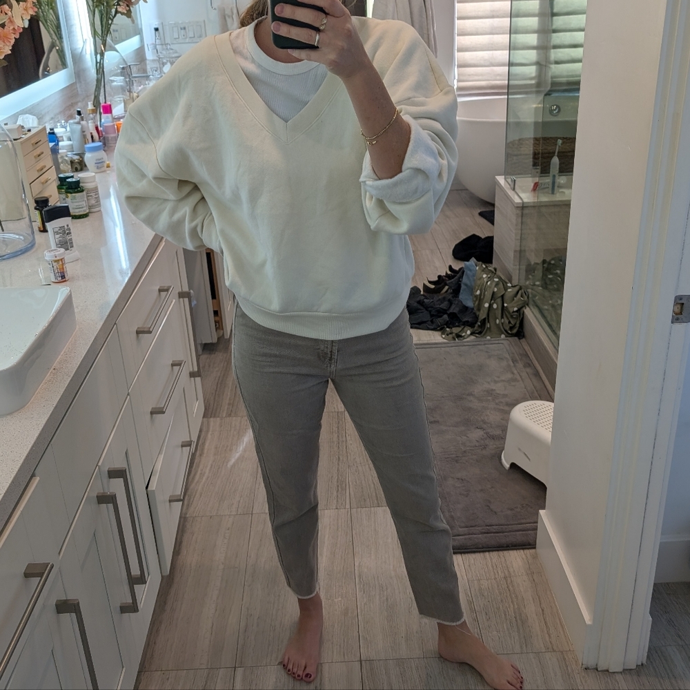 Zara High Waisted Beige Jeans Size 6